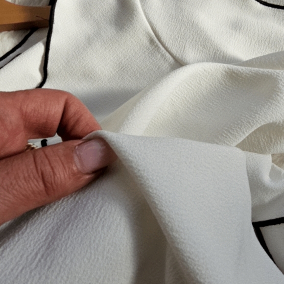 Zara Short Sleeve Contrast Side Slit Lightweight Blouse - Picture 11 of 12